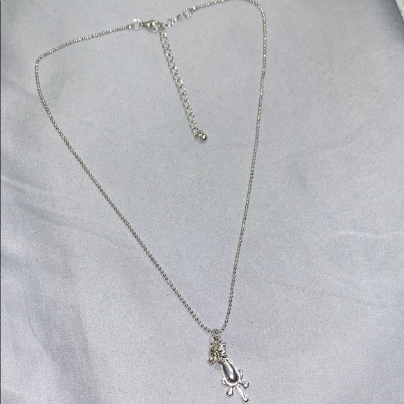 Fun silver tone necklace - Picture 3 of 4